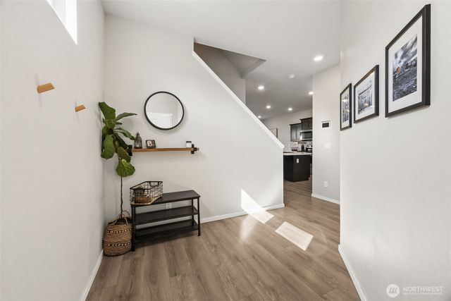 10743 183rd Street E, Puyallup, WA 98374