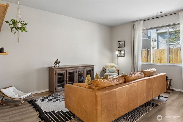 10743 183rd Street E, Puyallup, WA 98374