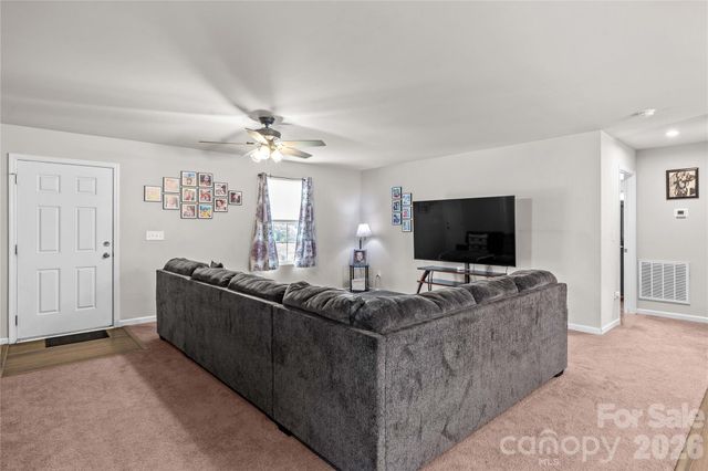104 Sandtrap Drive, Statesville, NC 28677