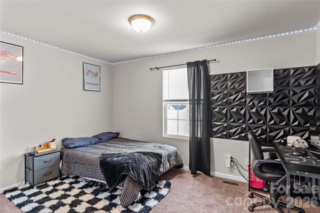 104 Sandtrap Drive, Statesville, NC 28677