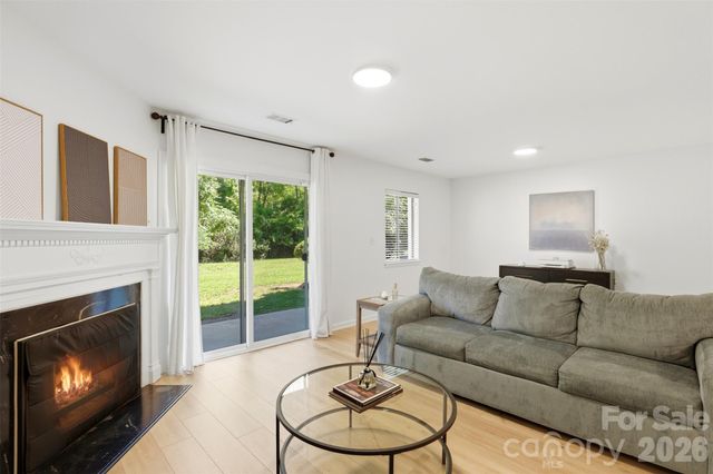3703 Winding Creek Lane, Charlotte, NC 28226