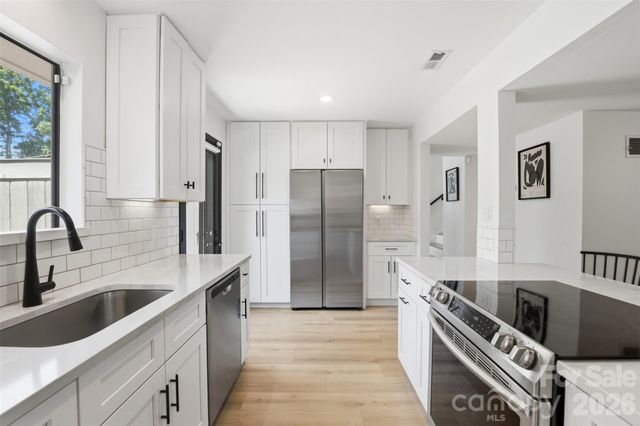 3703 Winding Creek Lane, Charlotte, NC 28226