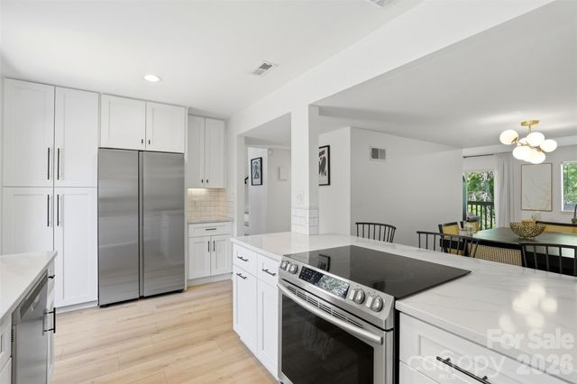 3703 Winding Creek Lane, Charlotte, NC 28226