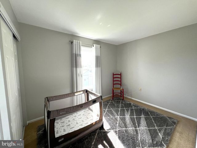 144 W ROBINS RUN W, Swedesboro, NJ 08085