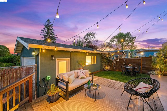 1498 Sonoma Ave, Albany, CA 94706