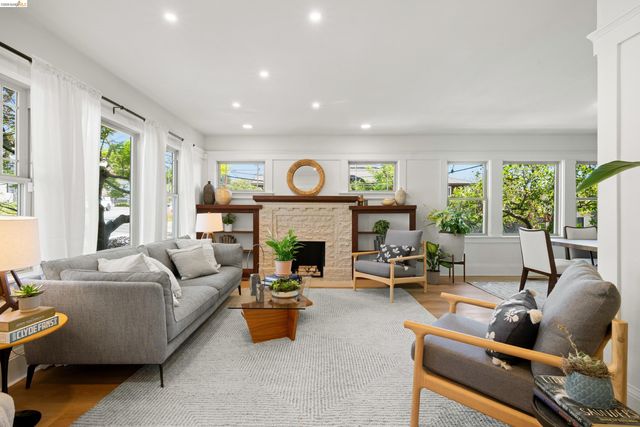 1498 Sonoma Ave, Albany, CA 94706