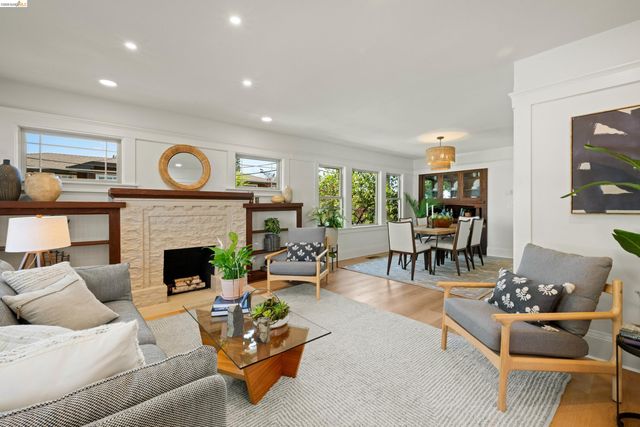 1498 Sonoma Ave, Albany, CA 94706