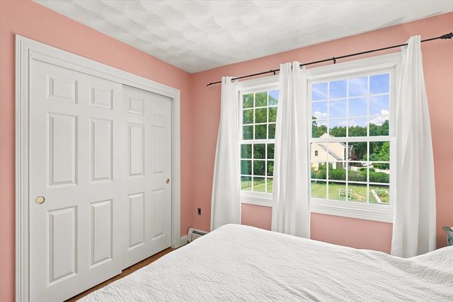 7 Old County Rd, Salisbury, MA 01952