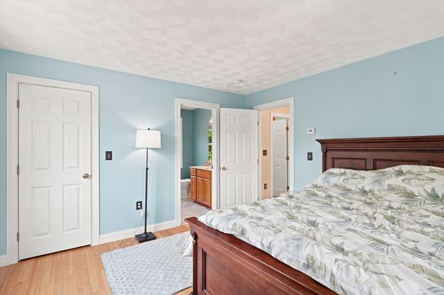 7 Old County Rd, Salisbury, MA 01952