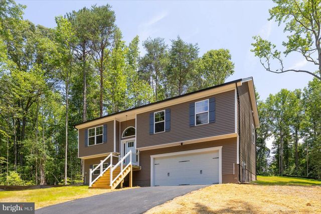 7369 BUCHANAN DR, King George, VA 22485