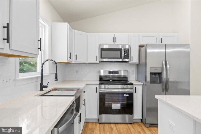 7369 BUCHANAN DR, King George, VA 22485