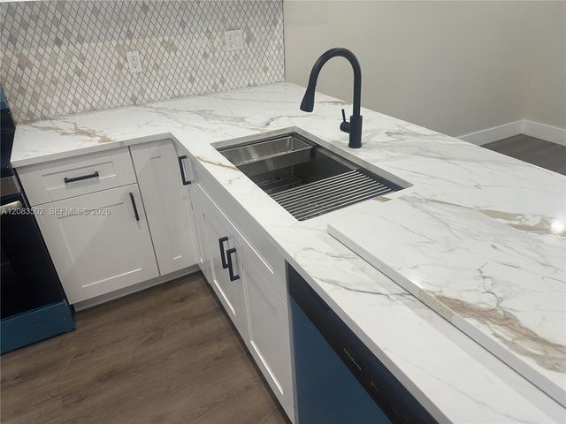 2643 NW 42nd Avenue, Coconut Creek, FL 33066