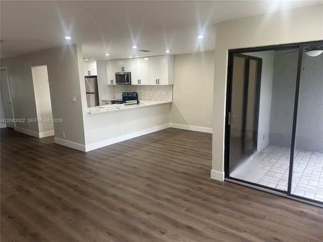 2643 NW 42nd Avenue, Coconut Creek, FL 33066