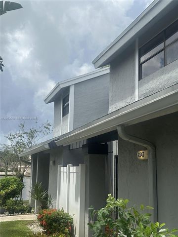 2643 NW 42nd Avenue, Coconut Creek, FL 33066