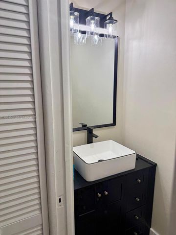 2643 NW 42nd Avenue, Coconut Creek, FL 33066