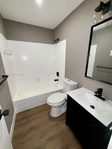 2643 NW 42nd Avenue, Coconut Creek, FL 33066