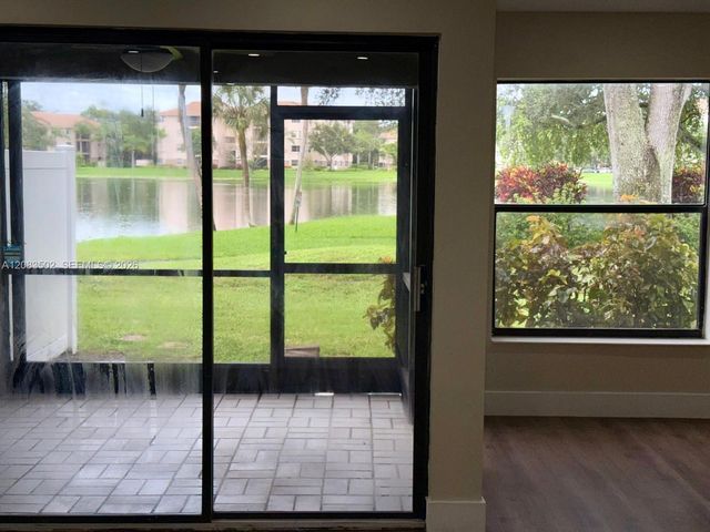 2643 NW 42nd Avenue, Coconut Creek, FL 33066