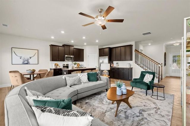 821 Leraes Way, Loganville, GA 30052
