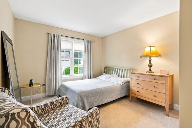40 Settlers Lane, Hyannis, MA 02601