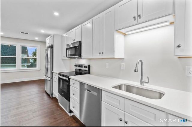 57 East Main Street 2, Branford, CT 06405