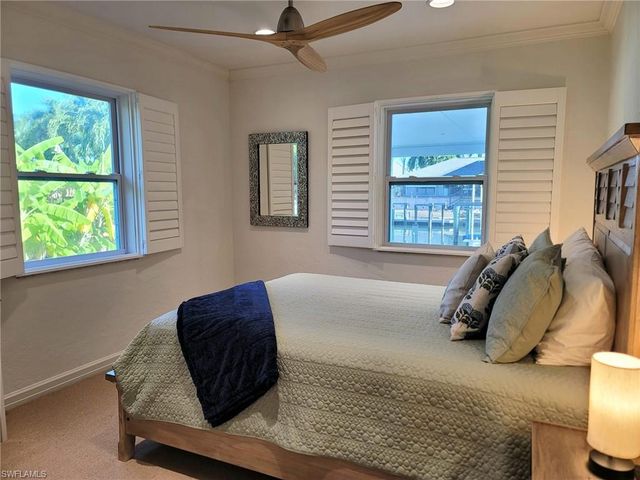 467 Balsam CT, Marco Island, FL 34145