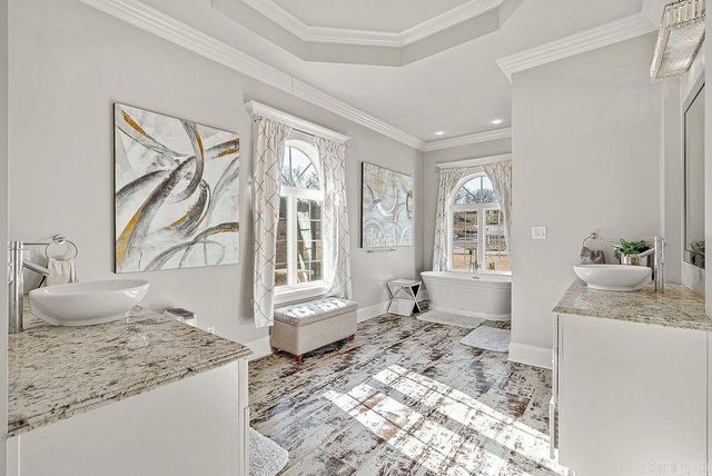 2064 Sloan Lake Dr., Jonesboro, AR 72404