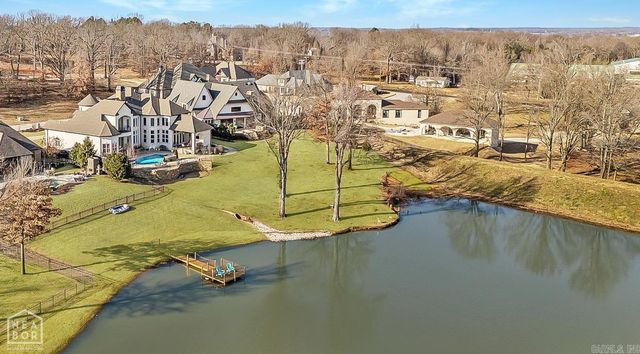 2064 Sloan Lake Dr., Jonesboro, AR 72404