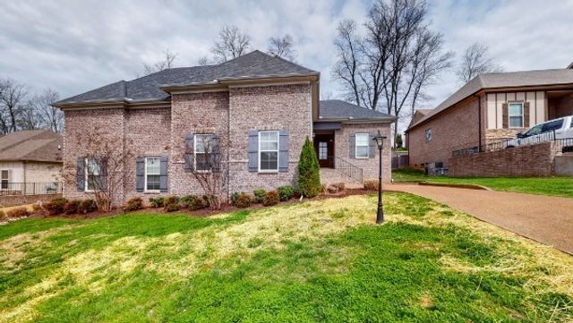 164 Cobbler Cir, Hendersonville, TN 37075