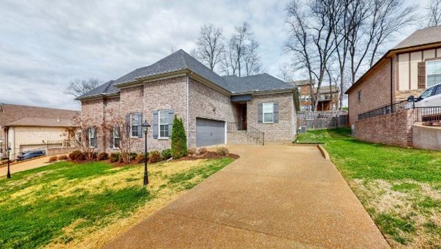 164 Cobbler Cir, Hendersonville, TN 37075