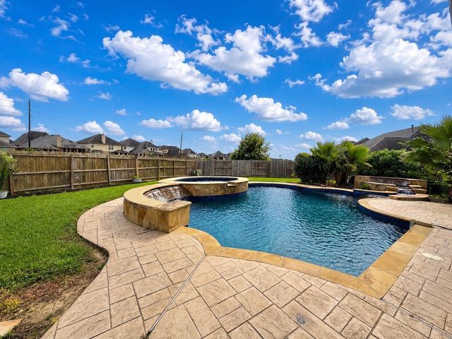 19707 Mallets Bay Court, Richmond, TX 77407