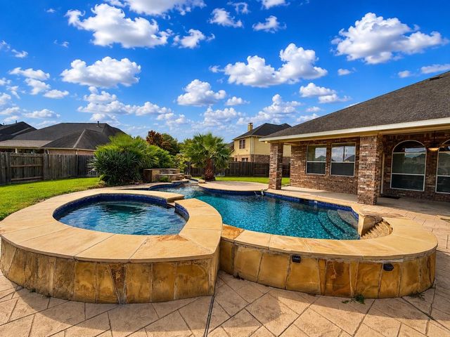 19707 Mallets Bay Court, Richmond, TX 77407