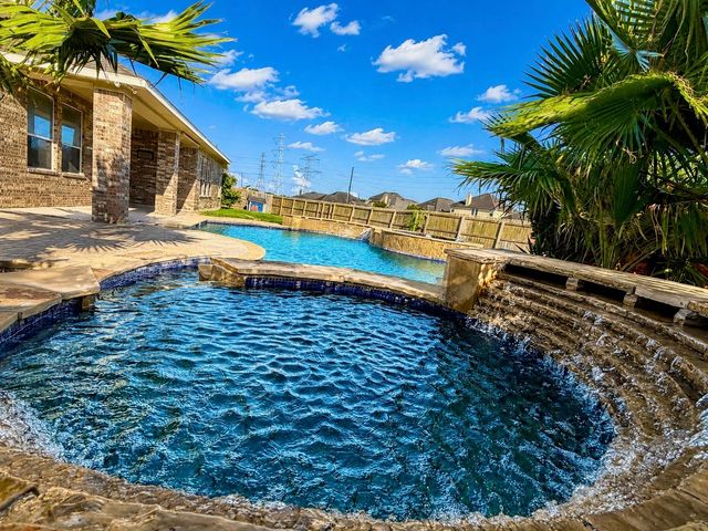 19707 Mallets Bay Court, Richmond, TX 77407