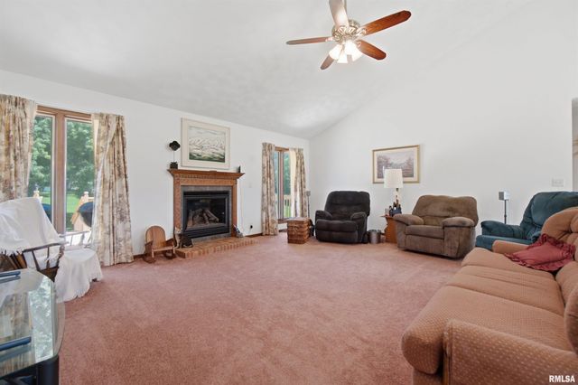 7807 W ROSEWOOD Court, Edwards, IL 61528