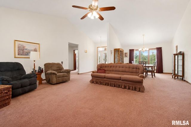 7807 W ROSEWOOD Court, Edwards, IL 61528