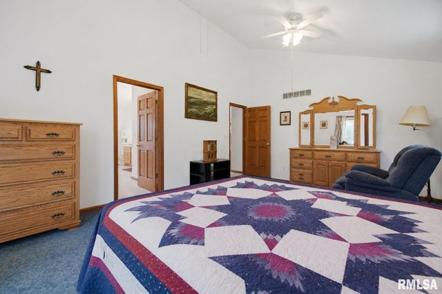 7807 W ROSEWOOD Court, Edwards, IL 61528