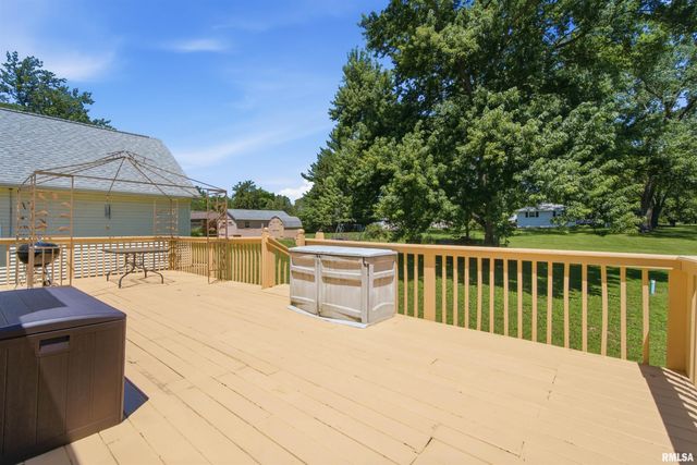 7807 W ROSEWOOD Court, Edwards, IL 61528