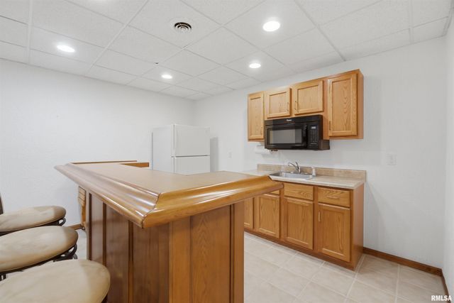 7807 W ROSEWOOD Court, Edwards, IL 61528