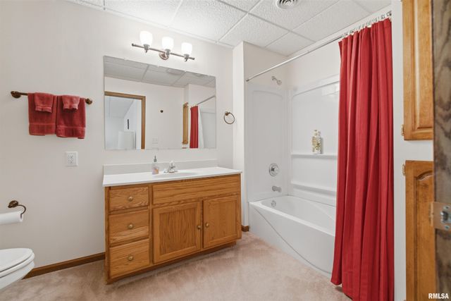 7807 W ROSEWOOD Court, Edwards, IL 61528