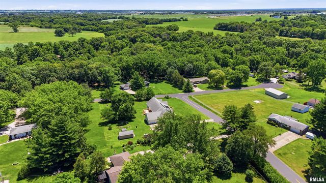 7807 W ROSEWOOD Court, Edwards, IL 61528