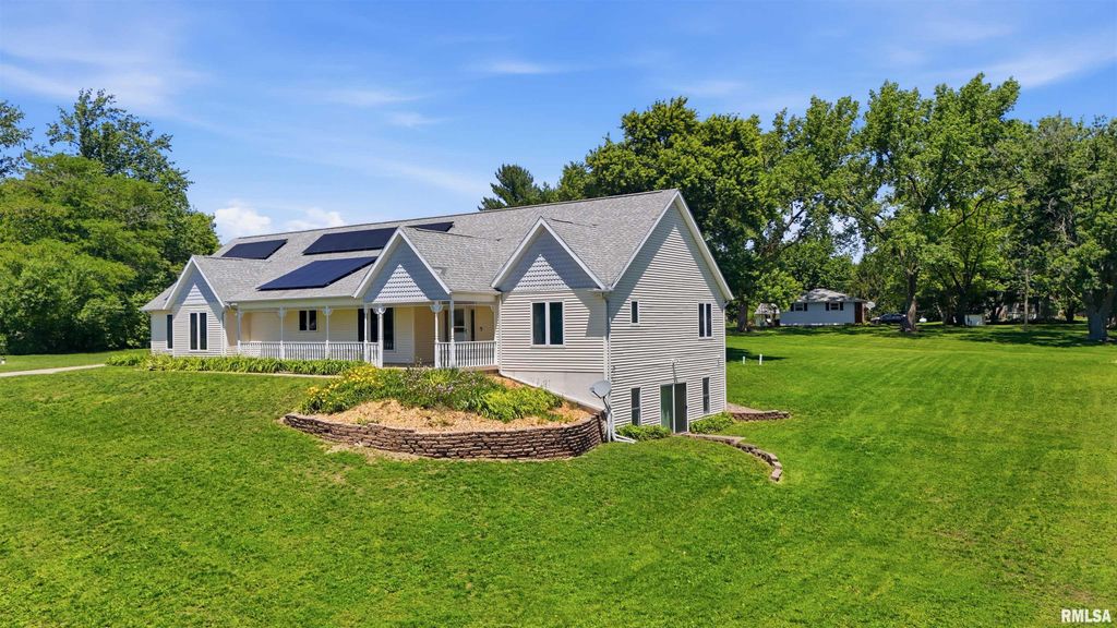 7807 W ROSEWOOD Court, Edwards, IL 61528