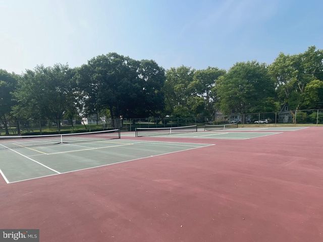 721 MAYFLOWER AVE, Lawrenceville, NJ 08648