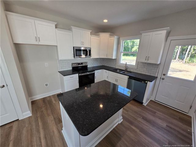 200 Jenkins Street, Dunn, NC 28334