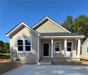 200 Jenkins Street, Dunn, NC 28334