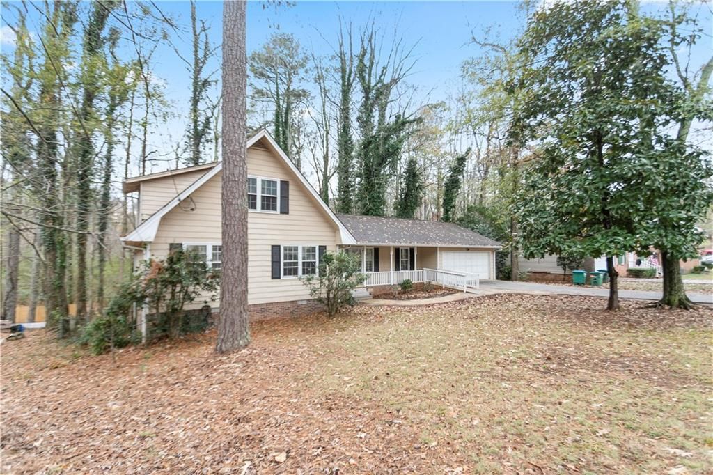 6064 Wandering Way, Norcross, GA 30093