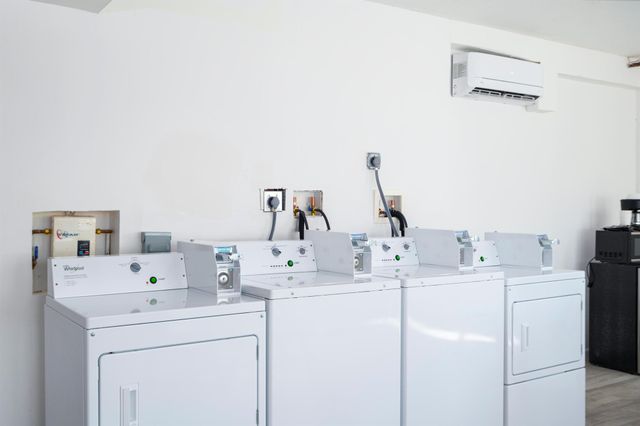 1020 N Riverside Drive 4, Pompano Beach, FL 33062