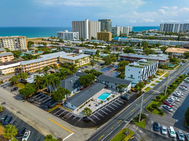 1020 N Riverside Drive 4, Pompano Beach, FL 33062