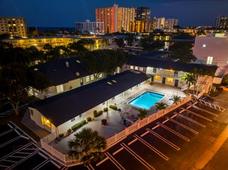 1020 N Riverside Drive 4, Pompano Beach, FL 33062