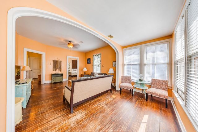 2404 Bernardo De Galvez, Galveston, TX 77550