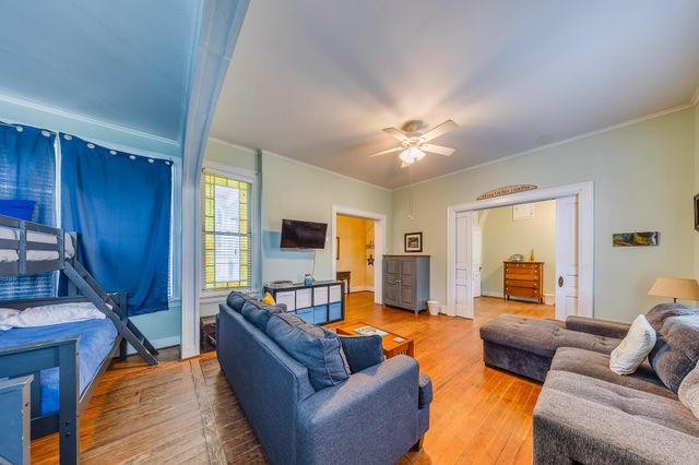 2404 Bernardo De Galvez, Galveston, TX 77550