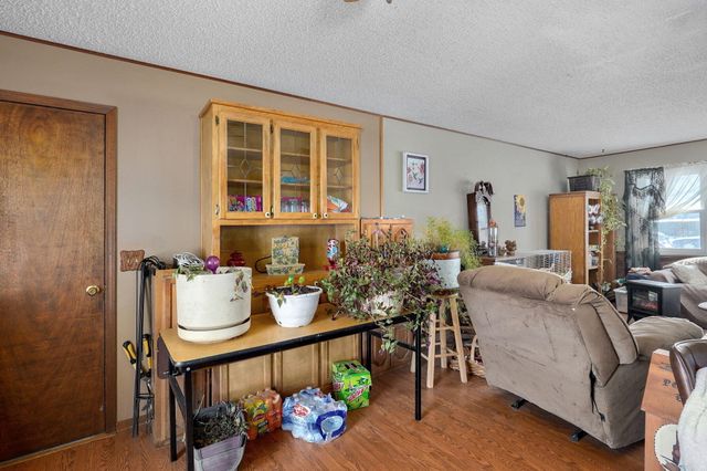 667 W Elm Street, Aurora, MO 65605